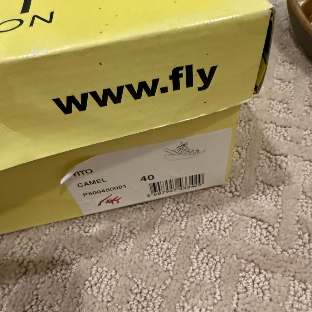 FLY LONDON | BNWT Yito Camel Sandals - Picture 3 of 3